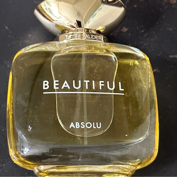 Estee Lauder Beautiful Belle Eau de Parfum Assolu and Beautiful Magnolia - Picture 2 of 3